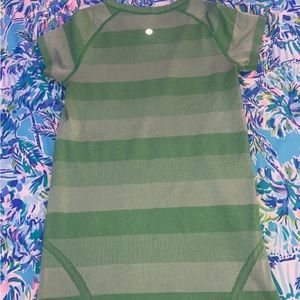 Lululemon short sleeve swiftly tech